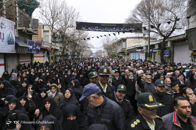 راهپیمایی حمایت از اقتدار و ثبات نظام اسلامی و مقاومت در منطقه غرب آسیا پس از نماز جمعه ۲۷ دی ۱۳۹۸ در قزوین  برگزار شد.