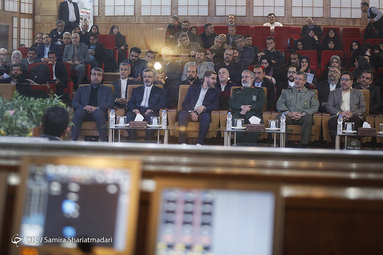 راه اندازی رادیو انقلاب