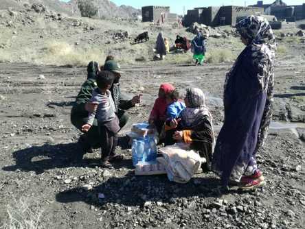 خدمات رسانی نیروهای امدادی و مسلح در مناطق سیل زده سیستان  و بلوچستان