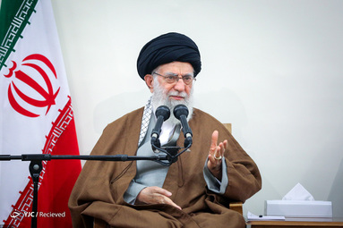دیدار رهبر معظم انقلاب اسلامی با مدیران و مسئولان امور حج و زیارت