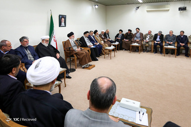 دیدار رهبر معظم انقلاب اسلامی با مدیران و مسئولان امور حج و زیارت