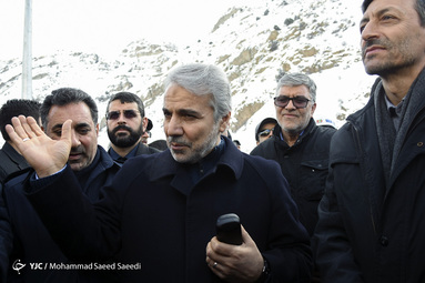 بازید نوبخت، رییس سازمان برنامه و بودجه از اتوبان تهران-شمال