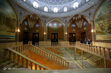 بازدید از «کاخ مرمر»