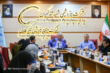 نشست خبری مديرعامل پتروشيمی شهيد تندگویان