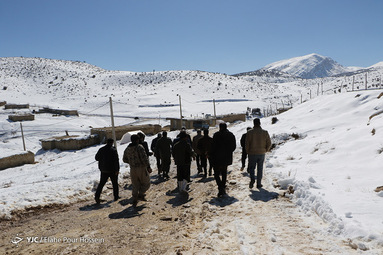 خسارات وارده و امدادرسانی به روستای زلزله زده کمرآباد آرندی شیراز
