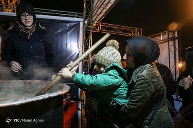 آیین سنتی سمنو پزان