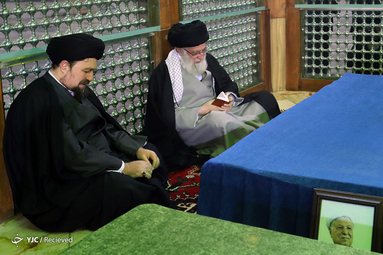 حضور رهبر انقلاب اسلامی در مرقد امام خمینی(ره)
