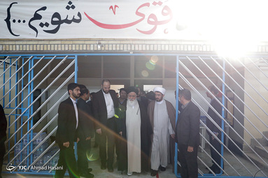اجتماع عظیم دانشجویی باید قوی شویم در مشهد مقدس