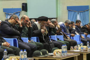 تجلیل مشاور فرمانده کل قوا از خانواده شهدای استان گلستان