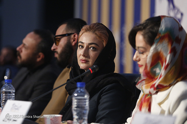 نشست خبری عوامل فیلم آبادان یازده ۶۰ به کارگردانی مهرداد خوشبخت و بازی علیرضا کمالی، حسن معجونی، نادر سلیمانی، حمیدرضا محمدی، ویدا جوان، شبنم گودرزی