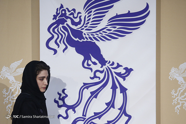 نشست خبری فیلم سینمایی «درخت گردو» در روز چهارم سی‌وهشتمین جشنواره فیلم فجر