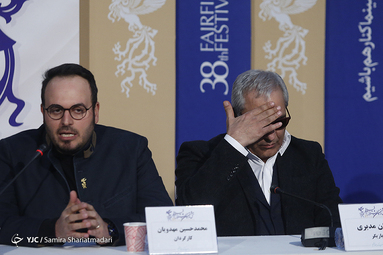 نشست خبری فیلم سینمایی «درخت گردو» در روز چهارم سی‌وهشتمین جشنواره فیلم فجر
