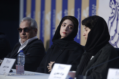 نشست خبری فیلم سینمایی «درخت گردو» در روز چهارم سی‌وهشتمین جشنواره فیلم فجر
