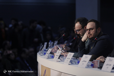 نشست خبری فیلم سینمایی «درخت گردو» در روز چهارم سی‌وهشتمین جشنواره فیلم فجر