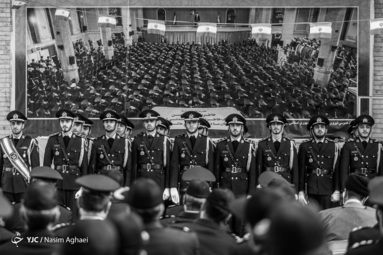 مراسم نمادین تجدید میثاق کارکنان نیروی هوایی با امام خمینی (ره)‎