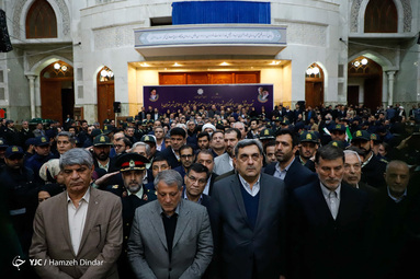 تجدید میثاق اعضای شورای شهر و شهرداری با اما راحل