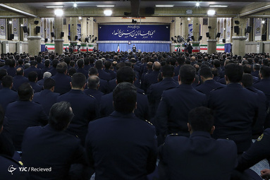 دیدار فرماندهان و کارکنان نیروی هوایی ارتش با رهبر معظم انقلاب