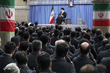 دیدار فرماندهان و کارکنان نیروی هوایی ارتش با رهبر معظم انقلاب