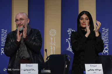 نشست فیلم تعارض به کارگردانی محمدرضا لطفی در سی و هشتمین جشنواره فیلم فجر با حضور اصحاب رسانه برگزار شد.