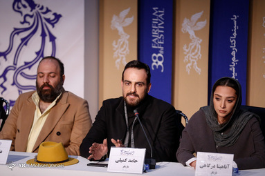 نشست فیلم «سینما شهر قصه» به کارگردانی مشترک کیوان علی‌محمدی و علی‌اکبر حیدری و بازی حامد کمیلی، علی اوجی، آناهیتا درگاهی