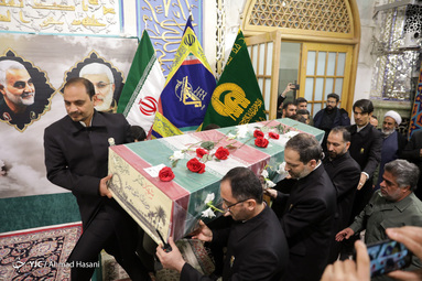 بزرگداشت چهلمین روز شهادت حاج قاسم سلیمانی و یارانش در حرم مطهر رضوی