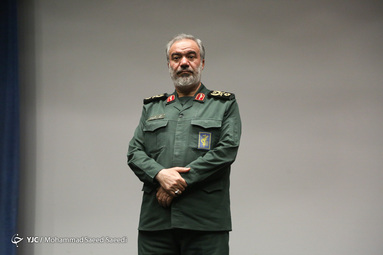 همایش «بهترین هدیه» به منظور بازگشت مدال های اهداء شده به مقام معظم رهبری و همچنین دریافت یادبودی از ایشان