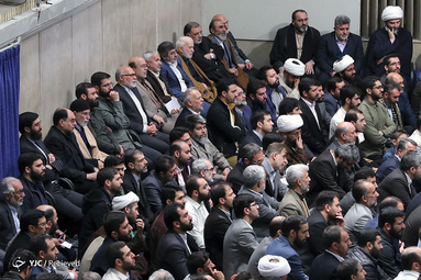 دیدار مداحان اهل‌بیت علیهم‌السلام با رهبر معظم انقلاب