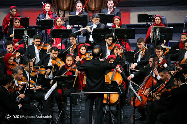 سی‌و پنجمین جشنواره موسیقی فجر/ ارکستر سمفونیک تهران