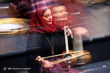 سی‌و پنجمین جشنواره موسیقی فجر/ گروه «رستاک»