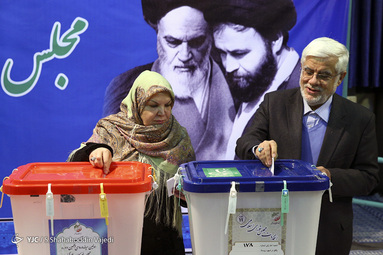 محمدرضا عارف در انتخابات مجلس شورای اسلامی و مجلس خبرگان در حسینیه جماران تهران