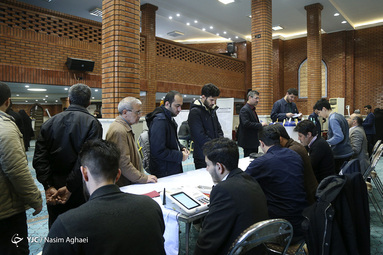 انتخابات مجلس شورای اسلامی و مجلس خبرگان در مسجد لولاگر