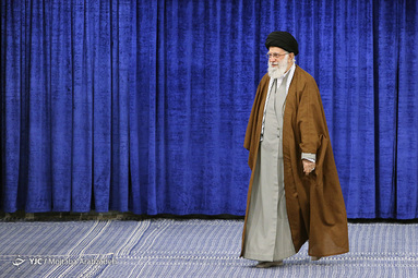 اخذ رأی حضرت آیت الله خامنه‌ای رهبر معظم انقلاب