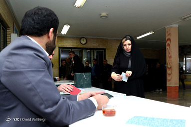 حال و هوای دقایق پایانی انتخابات یازدهمین دوره مجلس شورای اسلامی در ایلام