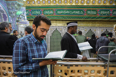 میکروب زدایی و پاکسازی حرم حضرت فاطمه معصومه(س)