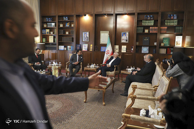 ملاقات سفیر جدید پاکستان با ظریف