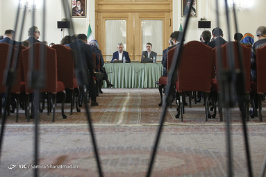 جلسه «شیوع بیماری کرونا و تشریح اقدامات پیشگیرانه و کنترلی دولت جمهوری اسلامی ایران»