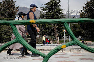 زندگی در جریان است