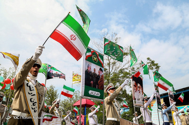 مراسم تجلیل از مدافعان سلامت و کادر بهداشت و درمان بیمارستان امام رضا (ع) ارتش