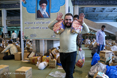 رزمایش همدلی و کمک مؤمنانه در مصلی تهران برگزار شد