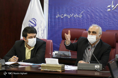 جلسه صاحب نظران بازار سرمایه با حضور دژپسند وزیرامور اقتصاد و دارایی