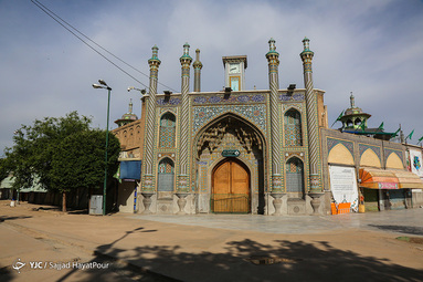 صحن و سرای بانوی کرامت