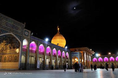 حرم شاهچراغ (ع) معروفترین بنای مذهبی شیراز 