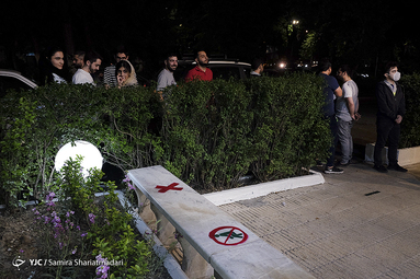 زندگی در شرایط شیوع ویروس کرونا در شهر تهران همچنان ادامه دارد