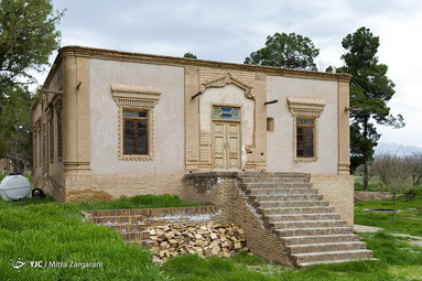 باغ نشاط واقع در روستای تقی آباد شهرستان فیروزه