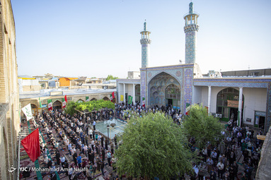 اقامه نماز عیدسعیدفطر در همدان