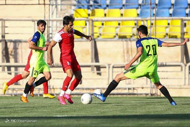 پرسپولیس تهران 3 - شهرخودروی خراسان 1