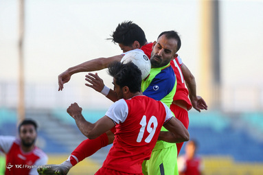 پرسپولیس تهران 3 - شهرخودروی خراسان 1