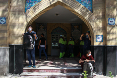 مراسم خاکسپاری محمد علی کشاورز