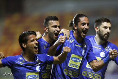 لیگ برتر فوتبال / فولاد ۲ - استقلال ۱