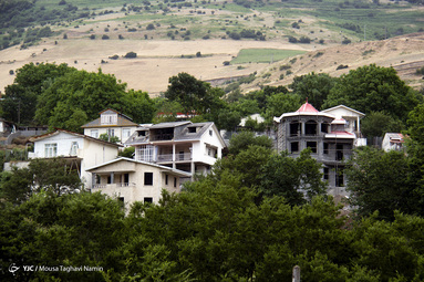 ساخت و سازهای بی رویه در گردنه حیران‎